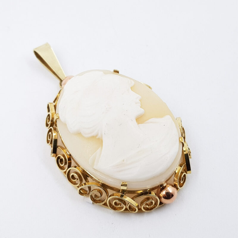 14ct Yellow Gold Cameo Pendant #17097