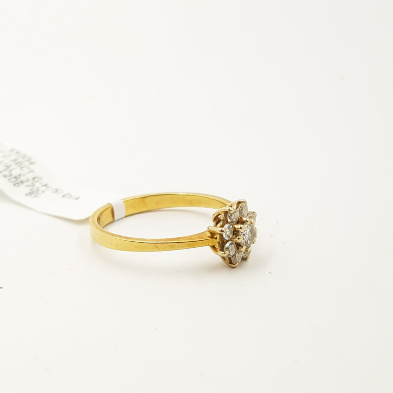 18ct Yellow Gold Diamond Cluster Flower Ring Val $2700 Size N #55004