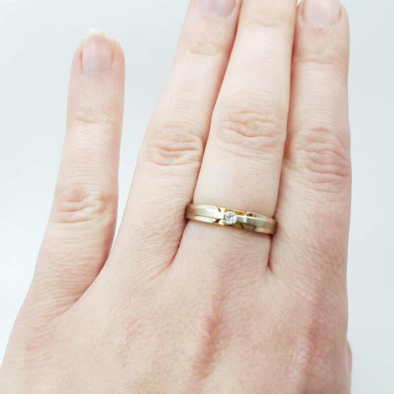 18ct Matte White Gold Diamond Ring 750 Size N 1/2 #57754