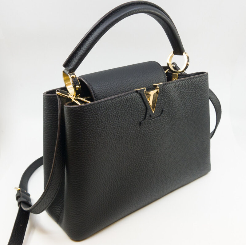 Louis Vuitton Capucines MM Black Bag M42259 + Receipt / Box #58279