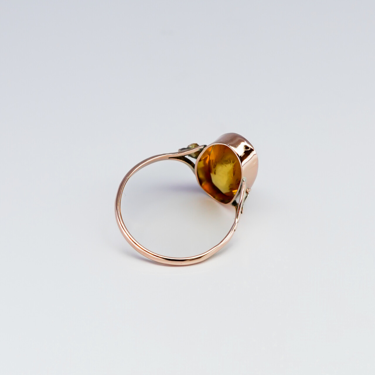 Vintage 9ct Rose Gold Citrine Ring with Floral Detail – Size N #190226 Vintage 9ct Rose Gold Citrine Ring with Floral Detail – Size N #190226 - Image 8