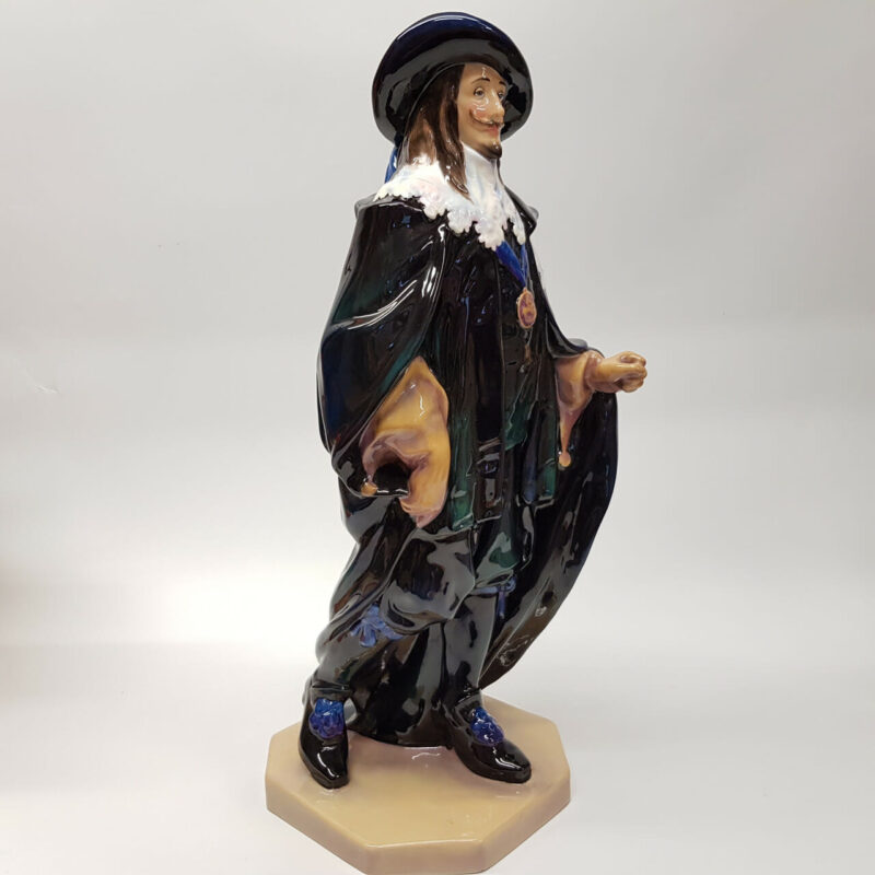 ROYAL DOULTON FIGURINE KING CHARLES HN2084 #49620