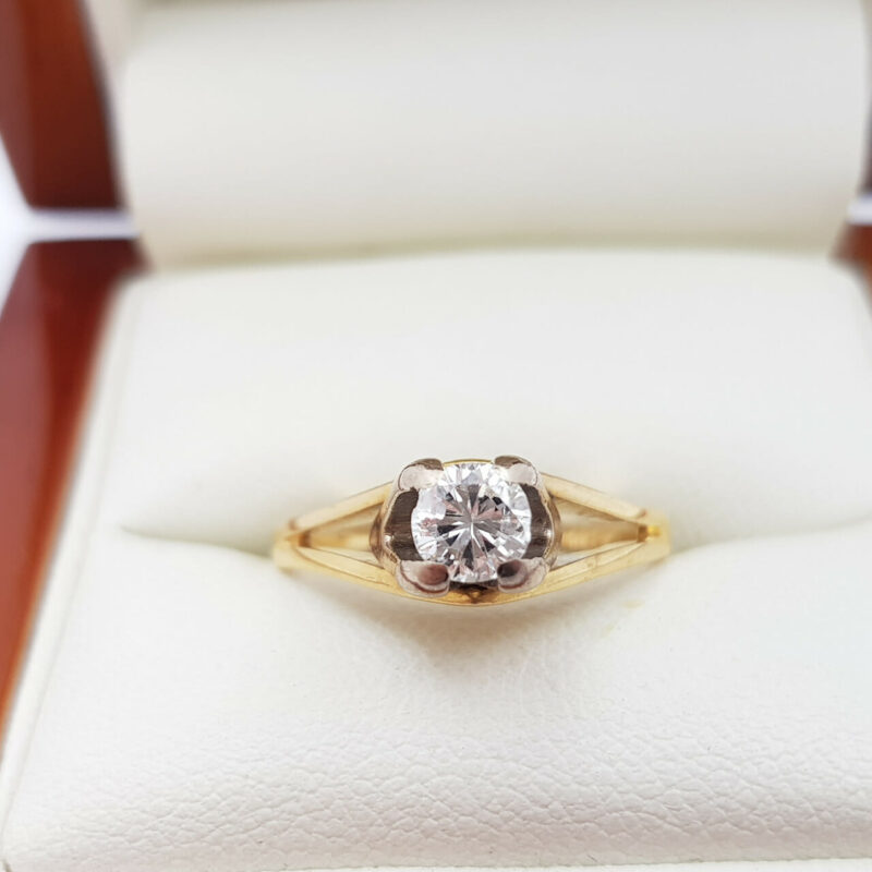 18CT 4.2GR YELLOW GOLD 0.35CT SOLITAIRE DIAMOND RING VAL $2600 SIZE L #4530