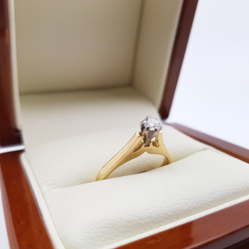 18ct Yellow Gold Vintage Diamond Solitaire Ring Size K #47956