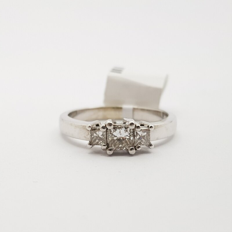 18ct White Gold Trilogy Diamond Ring 0.4ct Val $4100 Size N #48800