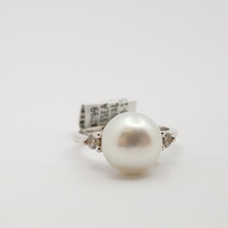 18ct White Gold South Sea Pearl & Diamond Ring Val $2420 Size J1/2 #47799