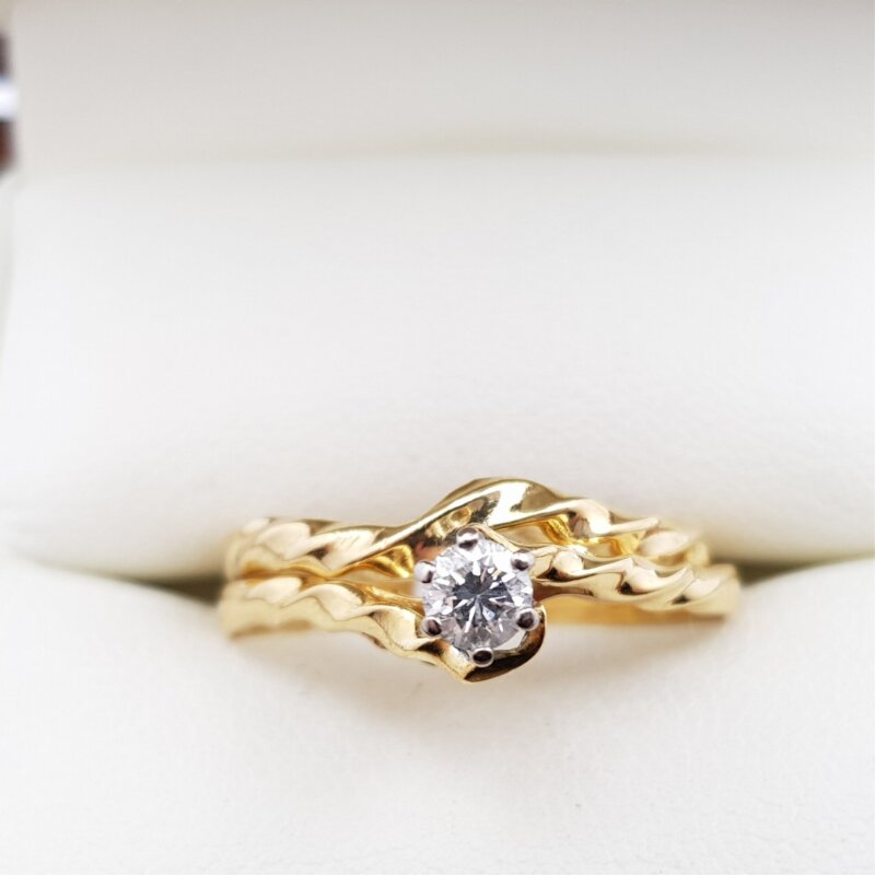 18ct Yellow Gold Solitaire Diamond Bridal Ring Set Val $3450 Size S #40930