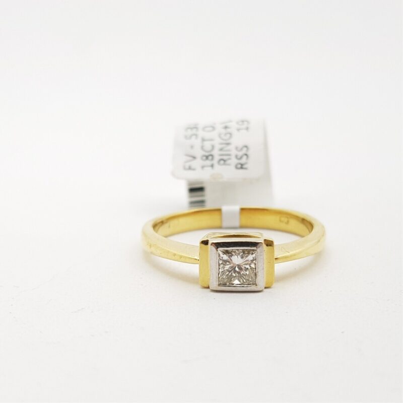18ct 2-Tone Gold Princess Solitaire Diamond Ring Size K Val $2595 #5387-1