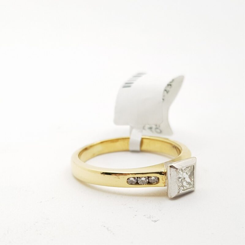 18ct 2 Tone Gold 0.42ct TDW Princess Cut Diamond Ring Val $3100 Size M #505170