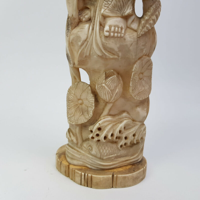 ORIENTAL BONE CARVING STATUE / FIGURINE #43510