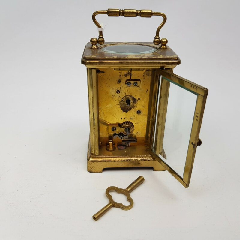 VINTAGE CARRIAGE CLOCK IN LEATHER CASE #47917