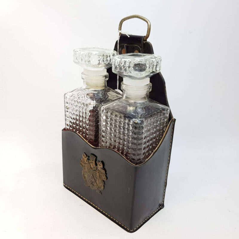 DECANTER SET IN LEATHER CARRY CASE #39744