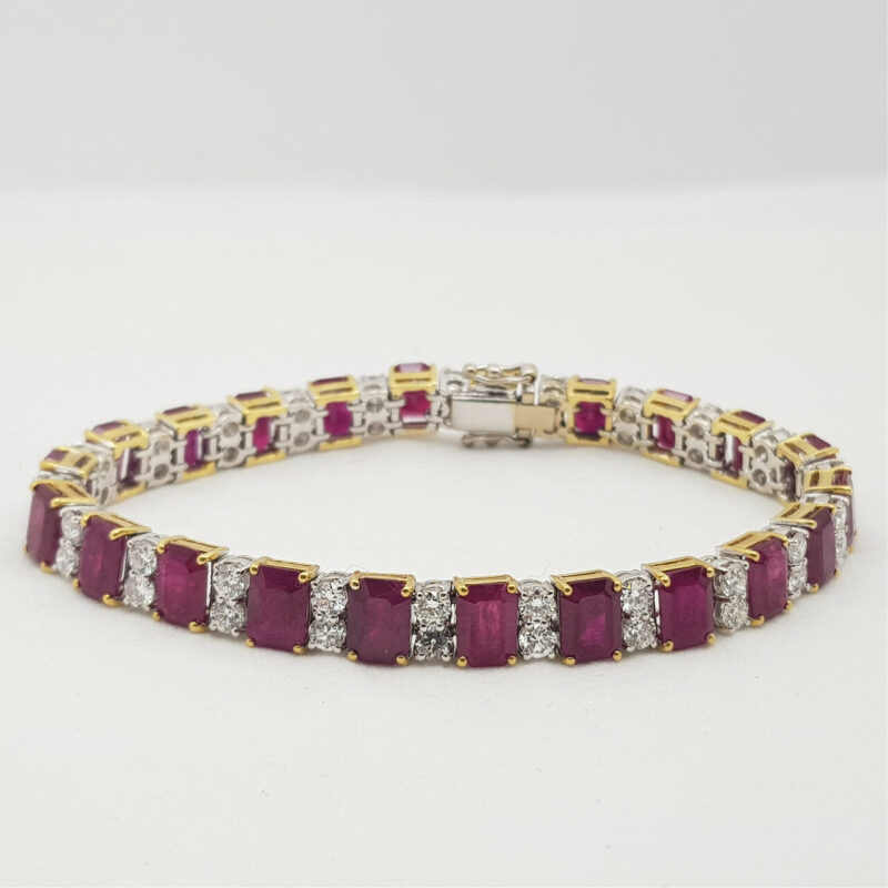 18CT 30.6GR TWO TONE GOLD BURMESE RUBY & 4.5CT DIAMOND BRACELET VAL $62765 #46956