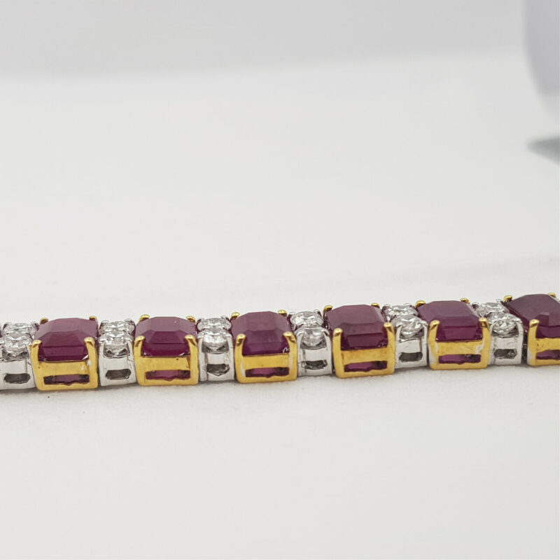 18CT 30.6GR TWO TONE GOLD BURMESE RUBY & 4.5CT DIAMOND BRACELET VAL $62765 #46956