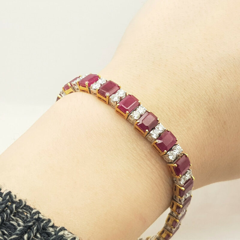 18CT 30.6GR TWO TONE GOLD BURMESE RUBY & 4.5CT DIAMOND BRACELET VAL $62765 #46956