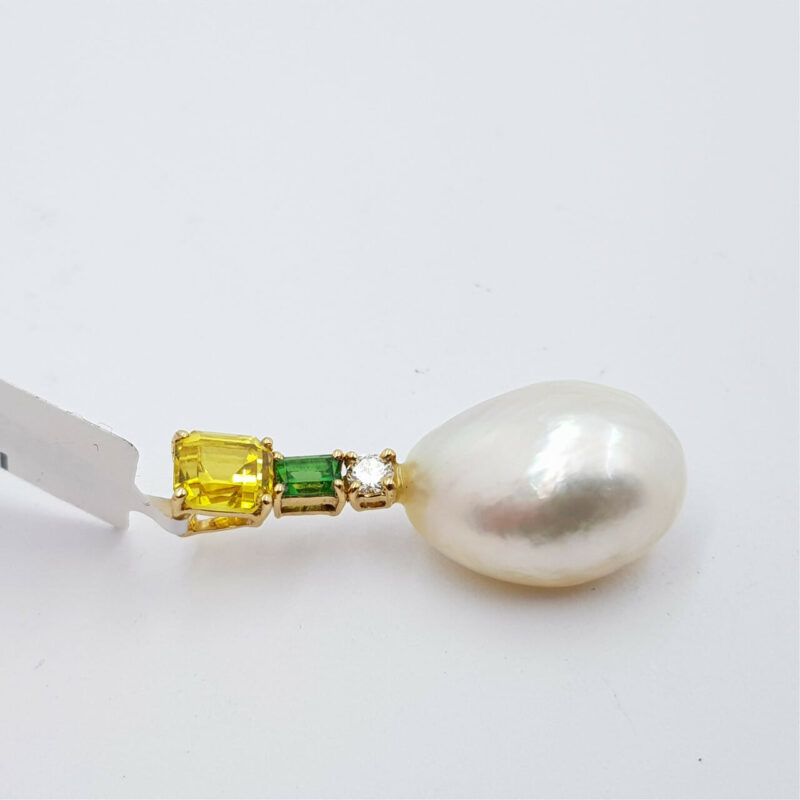 *New* 18ct Gold Pearl Pendant with Sapphire, Tsavorite & Diamond Val $2585 #51783