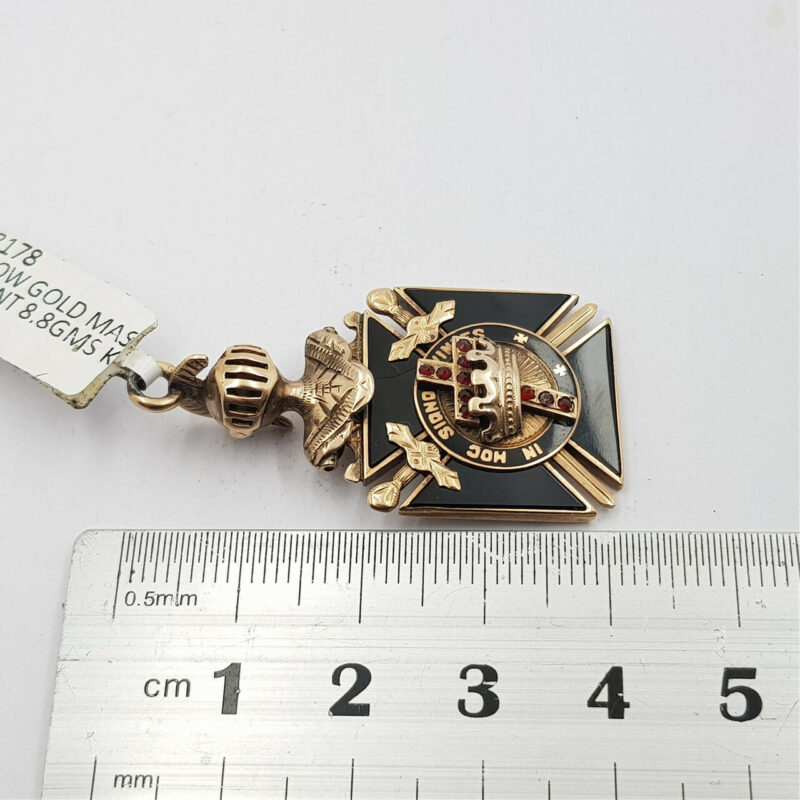 9CT 8.8GR YELLOW GOLD MASONIC KNIGHTS TEMPLAR PENDANT #38178