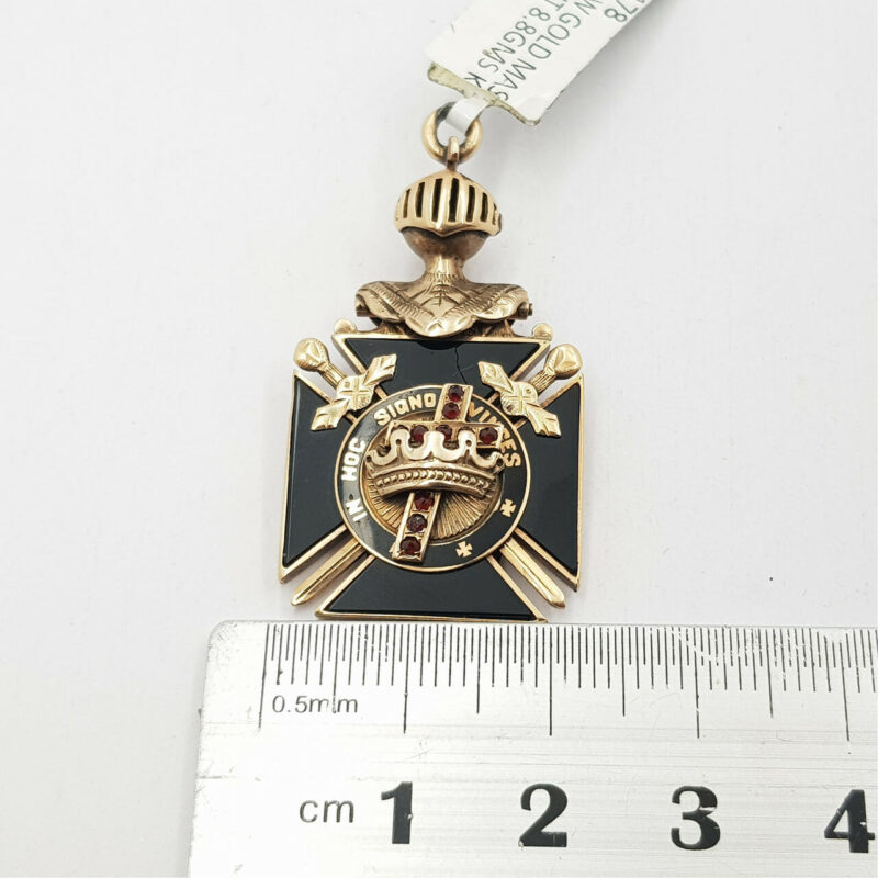 9CT 8.8GR YELLOW GOLD MASONIC KNIGHTS TEMPLAR PENDANT #38178