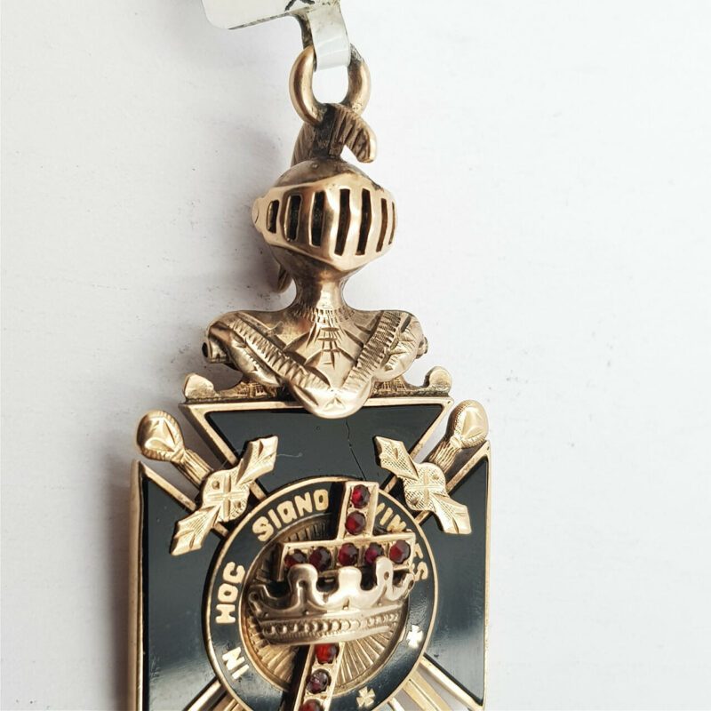 9CT 8.8GR YELLOW GOLD MASONIC KNIGHTS TEMPLAR PENDANT #38178