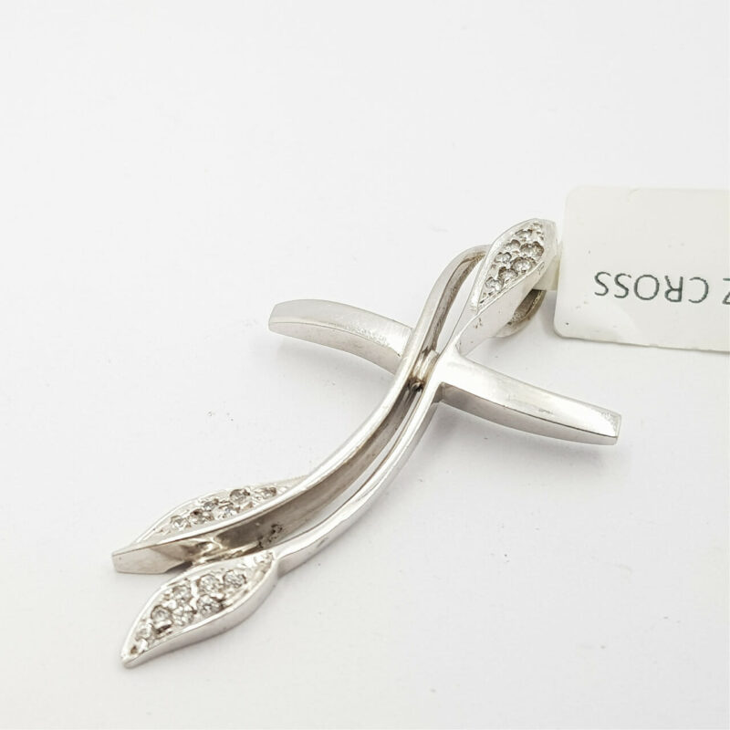 14CT 3.7GR WHITE GOLD CROSS PENDANT #40467