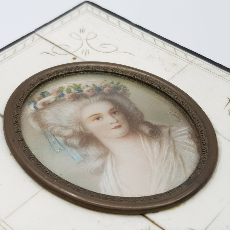 HAND PAINTED MINIATURE OF A COUNTESS - SIGNED #50858