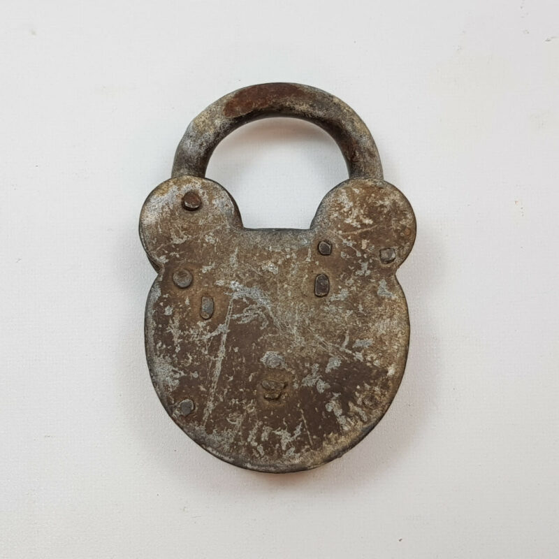 VINTAGE 6 LEVERS BRITISH PADLOCK #40619