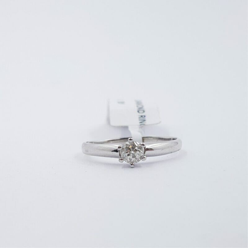 18ct White Gold Diamond Solitaire Engagement Ring Size L #B10218