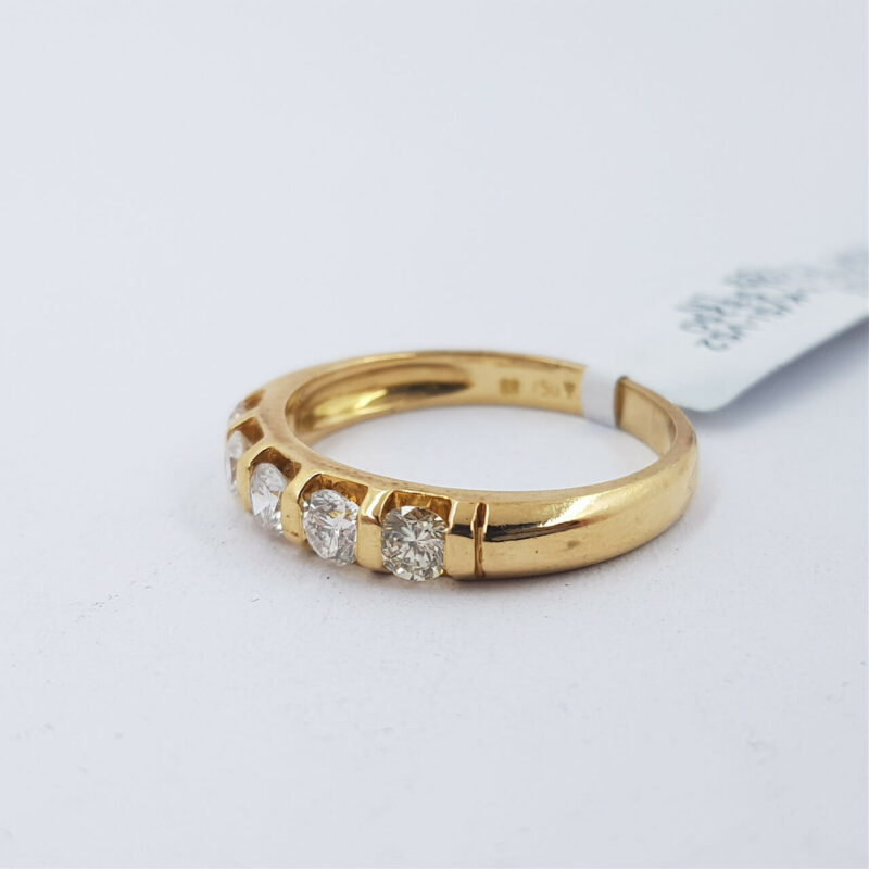 18CT YELLOW GOLD 0.6CT TDW CHANNEL SET DIAMOND BAND VAL $3250 SIZE N #41863