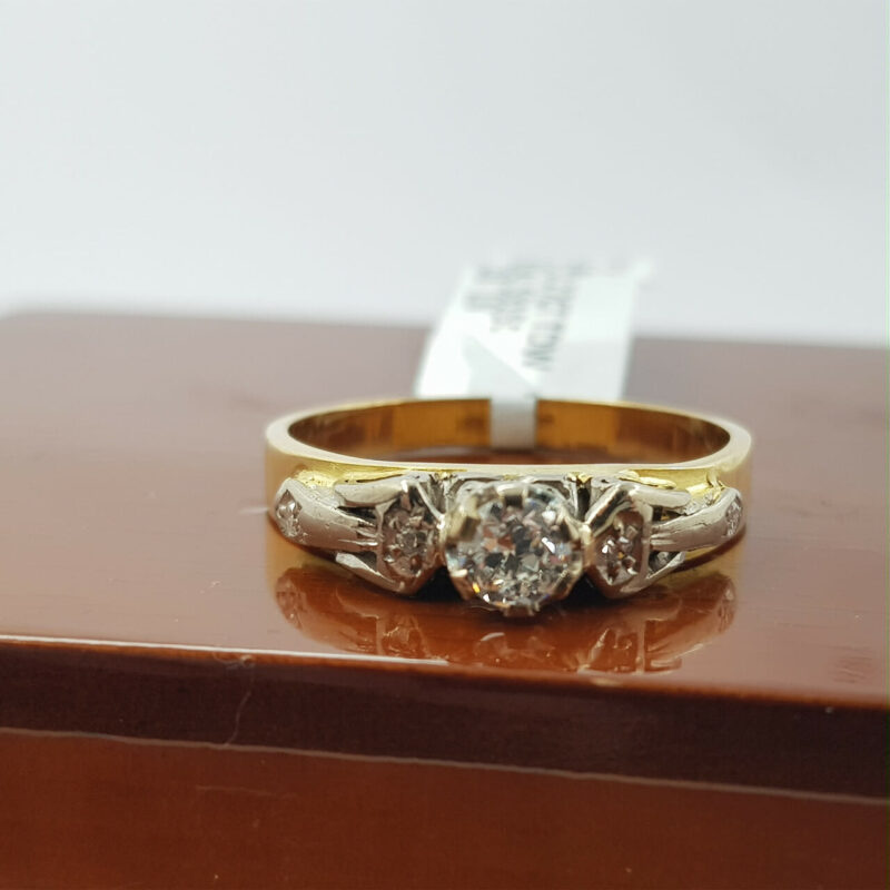 18CT TWO TONE GOLD 0.27CT TDW DIAMOND RING VAL $3150 SIZE Q #41862