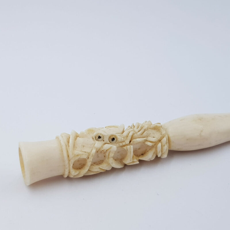 HAND CARVED DRAGON CIGARETTE HOLDER #47932