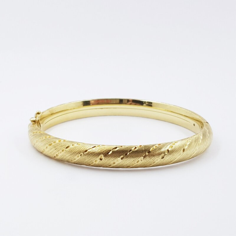 14ct Yellow Gold Oval Hinged Bangle #38429