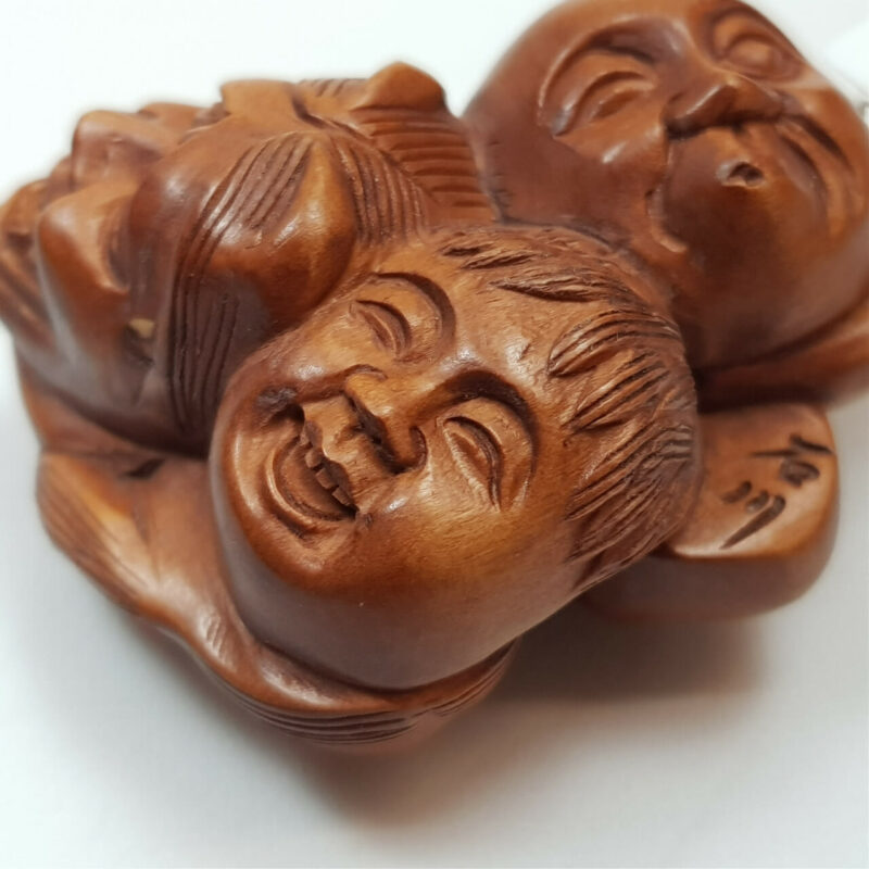 VINTAGE BEAUTIFUL JAPANESE HAND CARVED WOOD NETSUKE NOH MASKS #46757