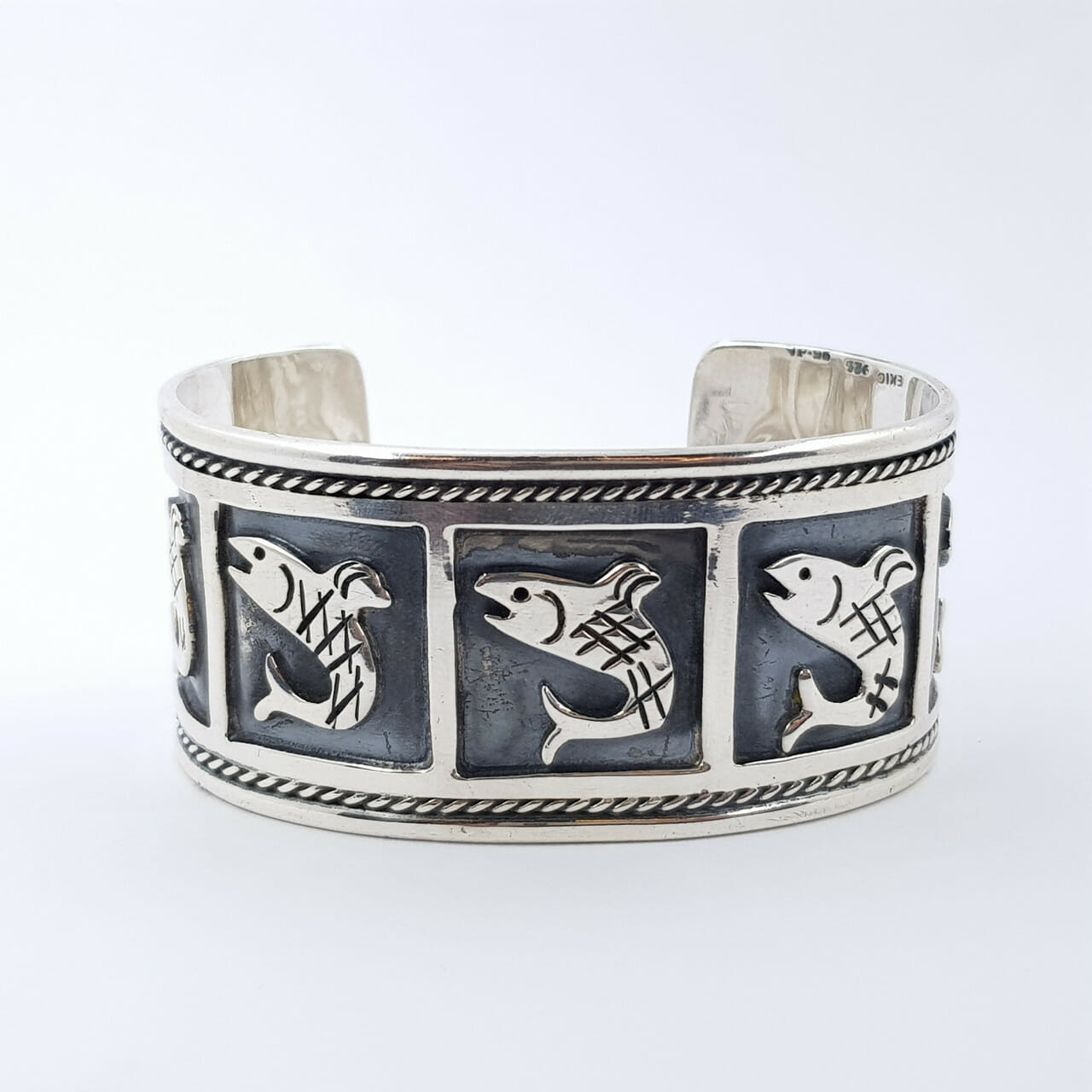 SILVER 53.2GR FISH BANGLE - MADE IN MEXICO #52011