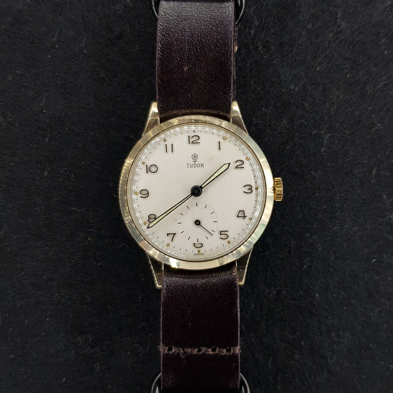Tudor 9ct Rolex Case Manual Watch C/1960'S (Serviced) #54979