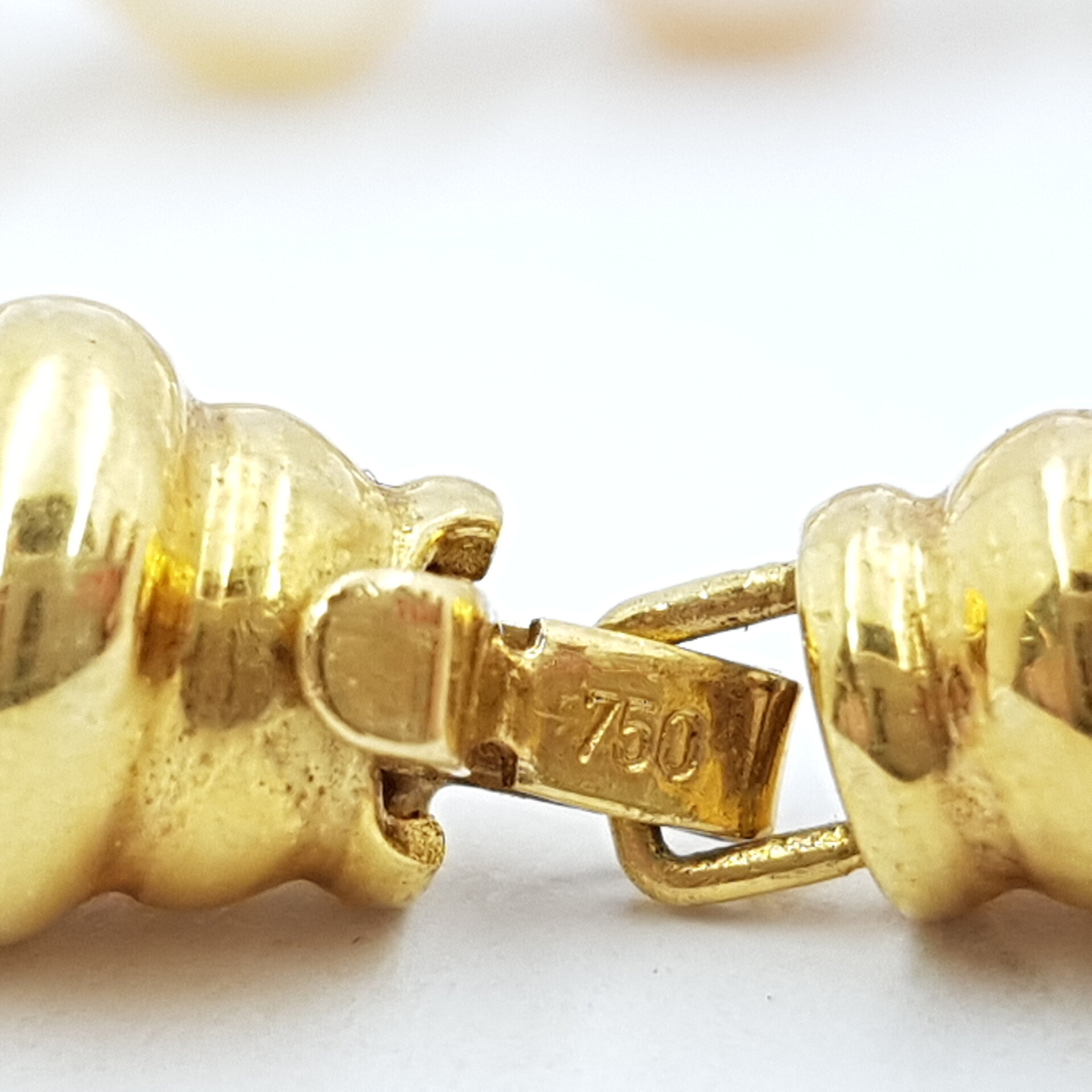 18ct Yellow Gold & Akoya Baroque Pearl Bracelet Val $1050 19cm #21388 18ct Yellow Gold & Akoya Baroque Pearl Bracelet Val $1050 19cm #21388 - Image 9