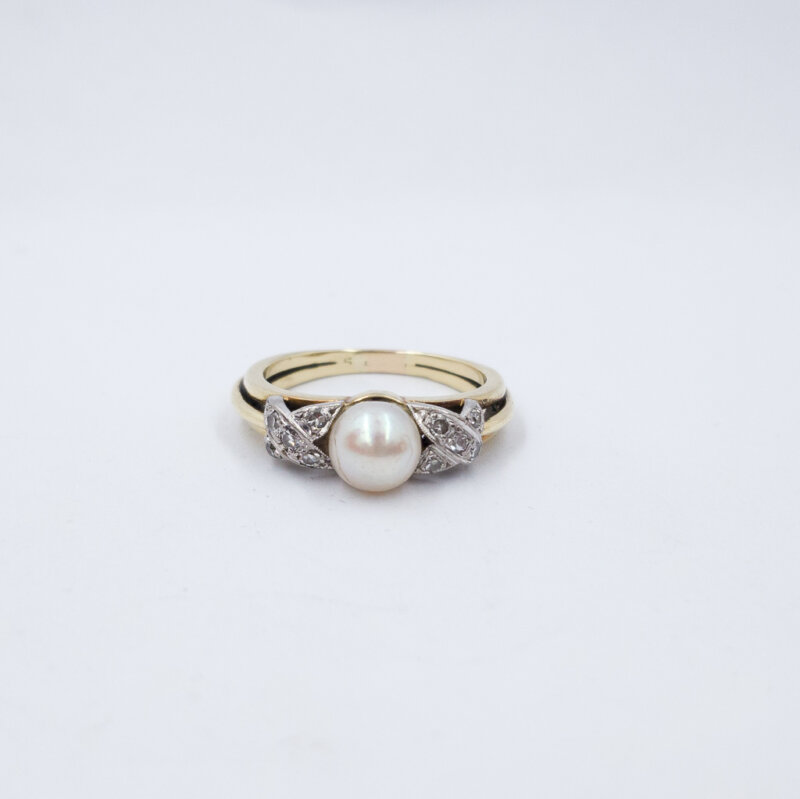 18ct Yellow Gold Pearl Diamond Ring Val $2250 Size N #56493