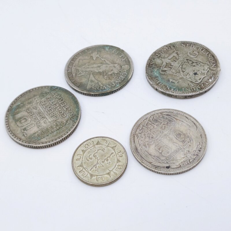 Mixed Antique World Silver Coins (Francs Gulden Piastres Centavos) #57865-1
