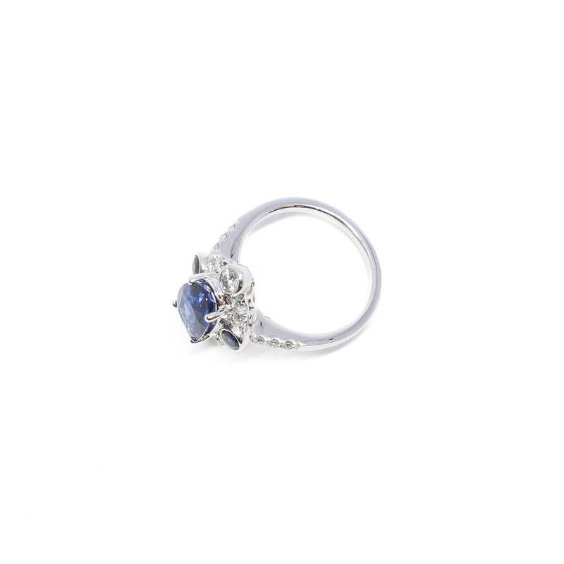 *New* 18ct White Gold 2.79ct Royal Blue Sapphire & Diamond Ring Val $16700 Size N #55750