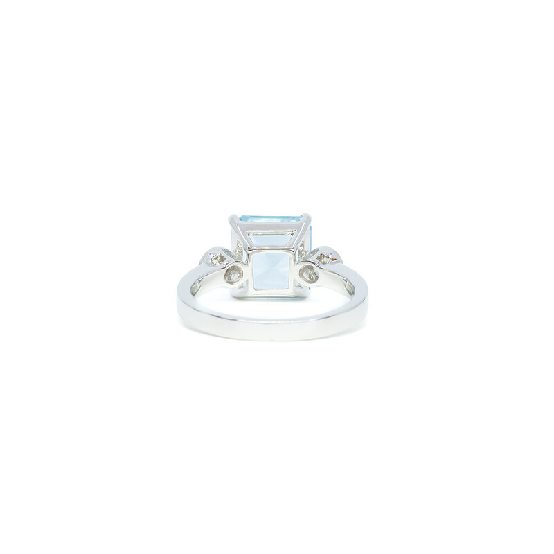 *New* 18ct White Gold 3.2ct Aquamarine & Diamond Ring Val $7250 Size N #51746