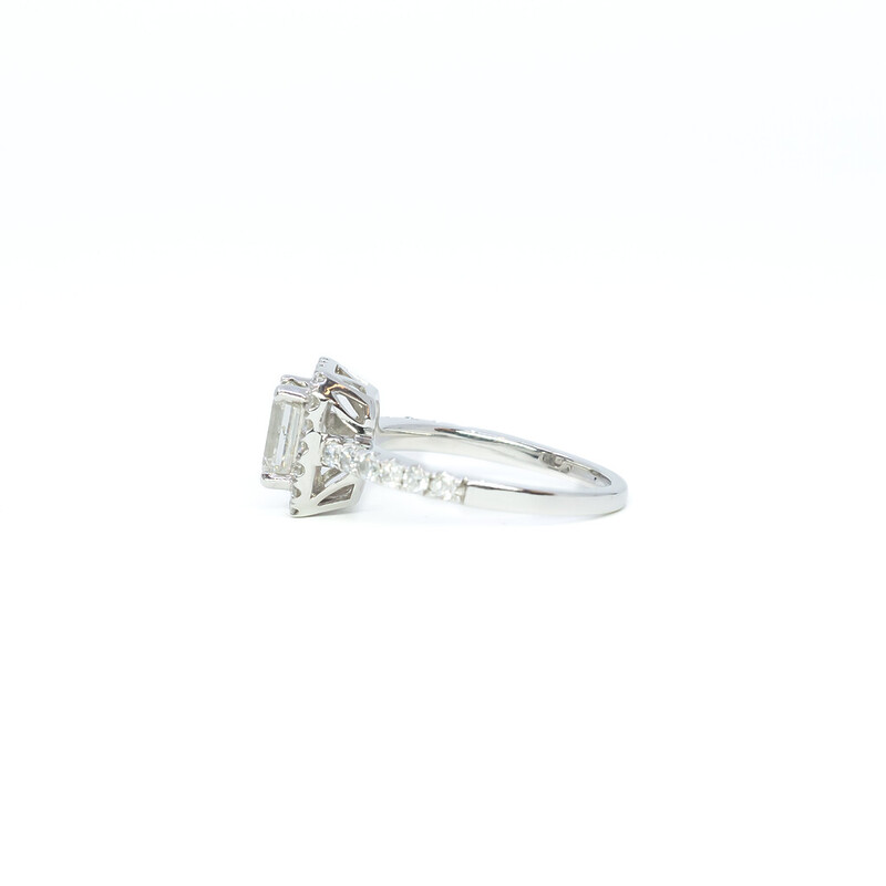 18ct White Gold Diamond Solitaire w. Accents Ring 1.04ct+0.4ct val $16192 #59986