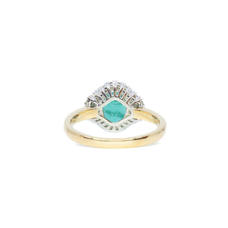 18ct Yellow Gold Emerald & Diamond Ring Val $6000 Size N #59983
