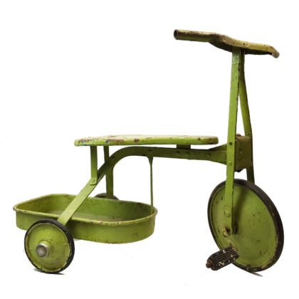 VINTAGE COLLECTABLE KIDS TRICYCLE / TRIKE - GREEN #40951