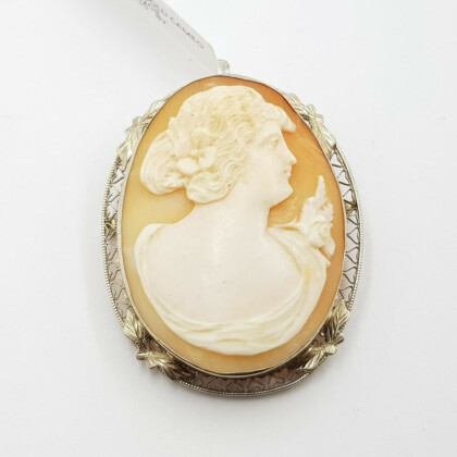Vintage 14ct White Gold Cameo Brooch Pendant #56125