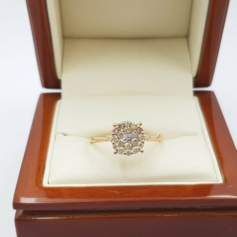 18ct Yellow Gold Diamond Basket Cluster Ring Size Q 1/2 Val $1725 #55247