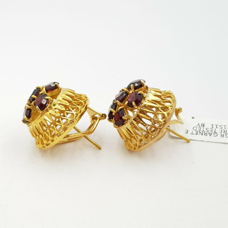 21ct Yellow Gold Garnet Dome Stud Earrings #56423