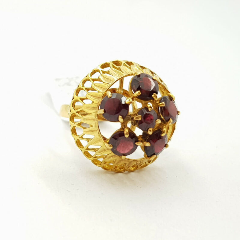 21ct Yellow Gold Garnet Dome Cocktail Ring Size J #56421