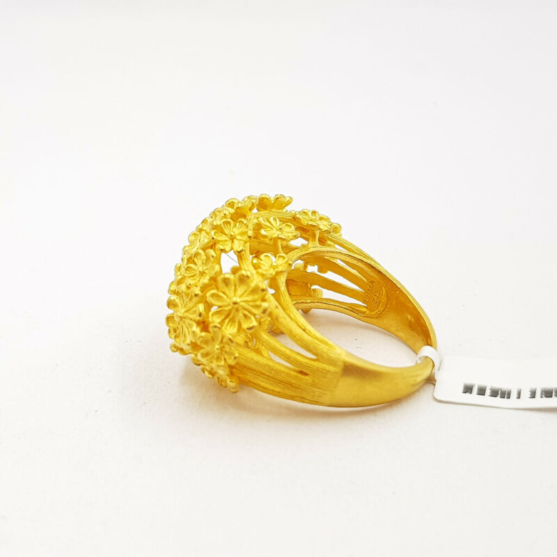 24ct Yellow Gold Flower Cluster Dome Ring Size M #57746