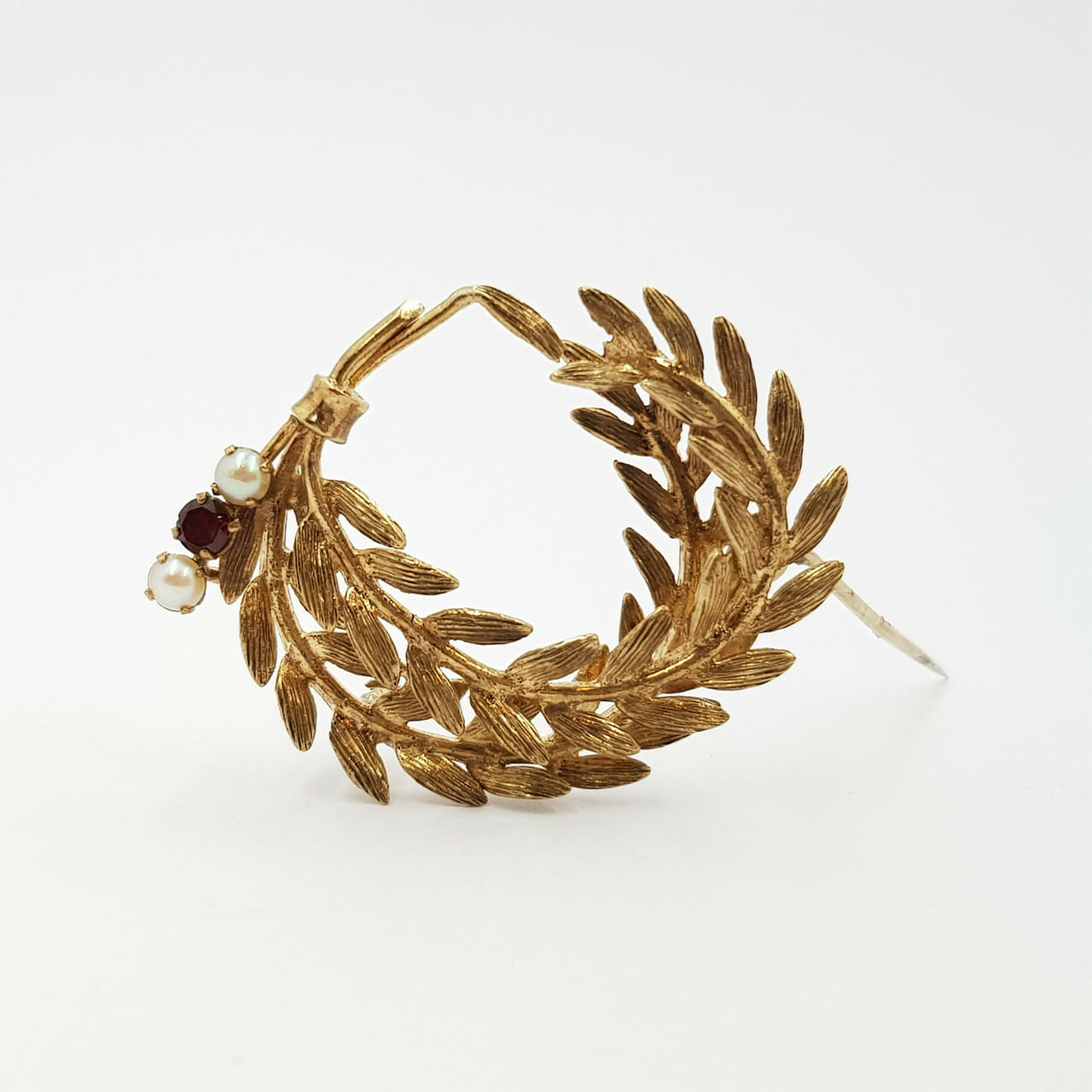 Vintage / Antique 9ct Yellow Gold Pearl & Garnet Brooch Wreath / Branch #55360 Vintage / Antique 9ct Yellow Gold Pearl & Garnet Brooch Wreath / Branch #55360
