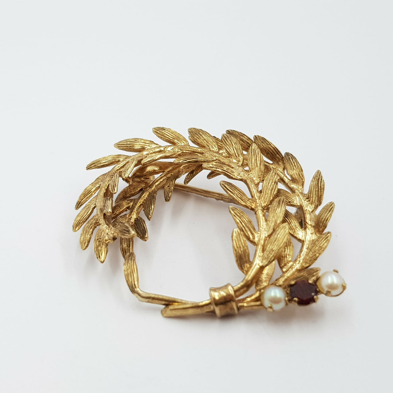Vintage / Antique 9ct Yellow Gold Pearl & Garnet Brooch Wreath / Branch #55360 Vintage / Antique 9ct Yellow Gold Pearl & Garnet Brooch Wreath / Branch #55360 - Image 11