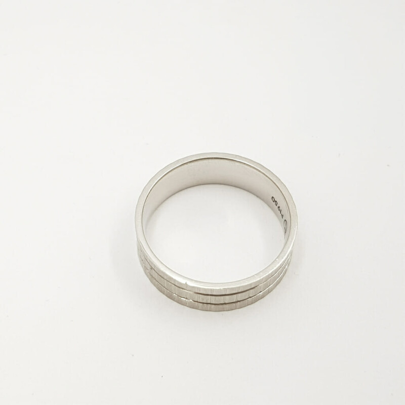 Platinum 950 Wide Ring / Band Size W1/2 #59321